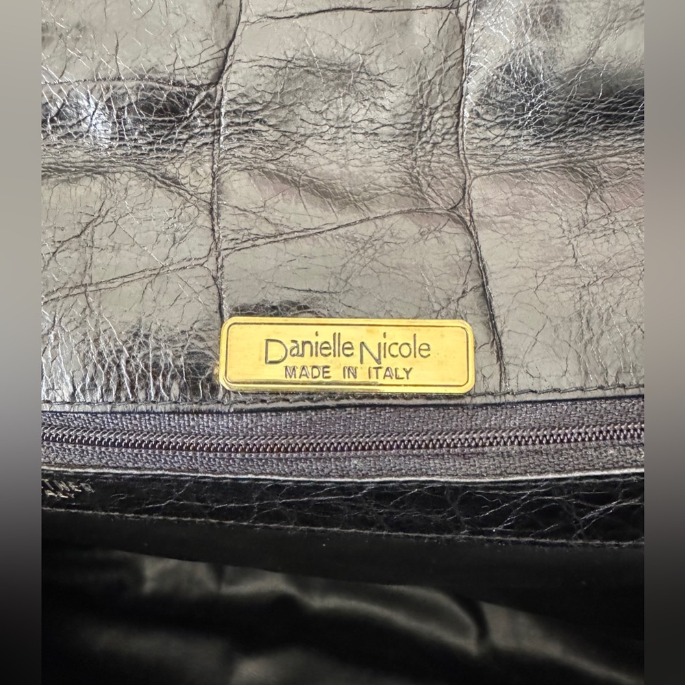 Danielle Nicole Black Croc-Embossed Large Clutch with Gold Hardware - Picture 8 of 12